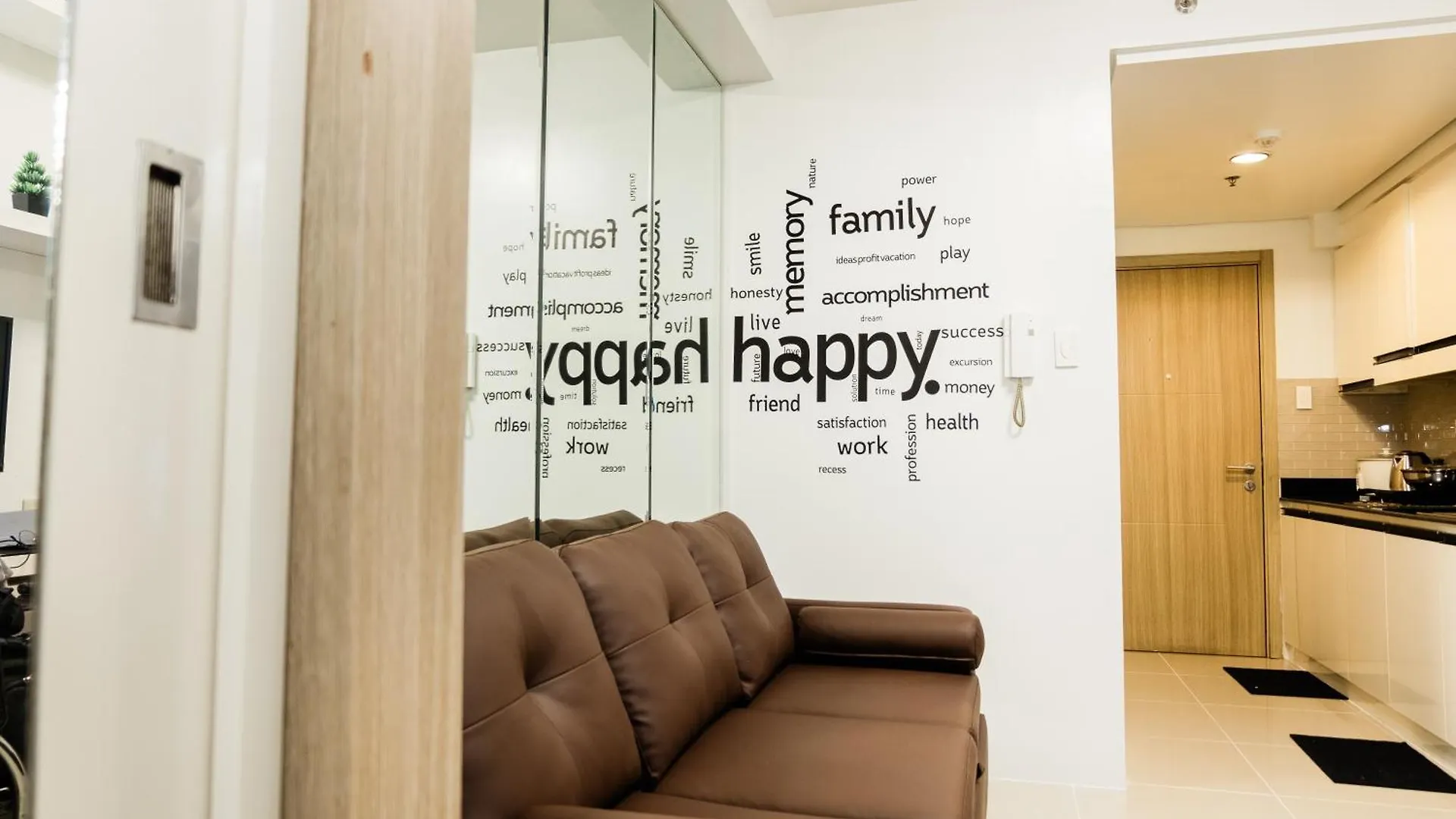 Family Suite Near Moa Manila 0*,  Philippines