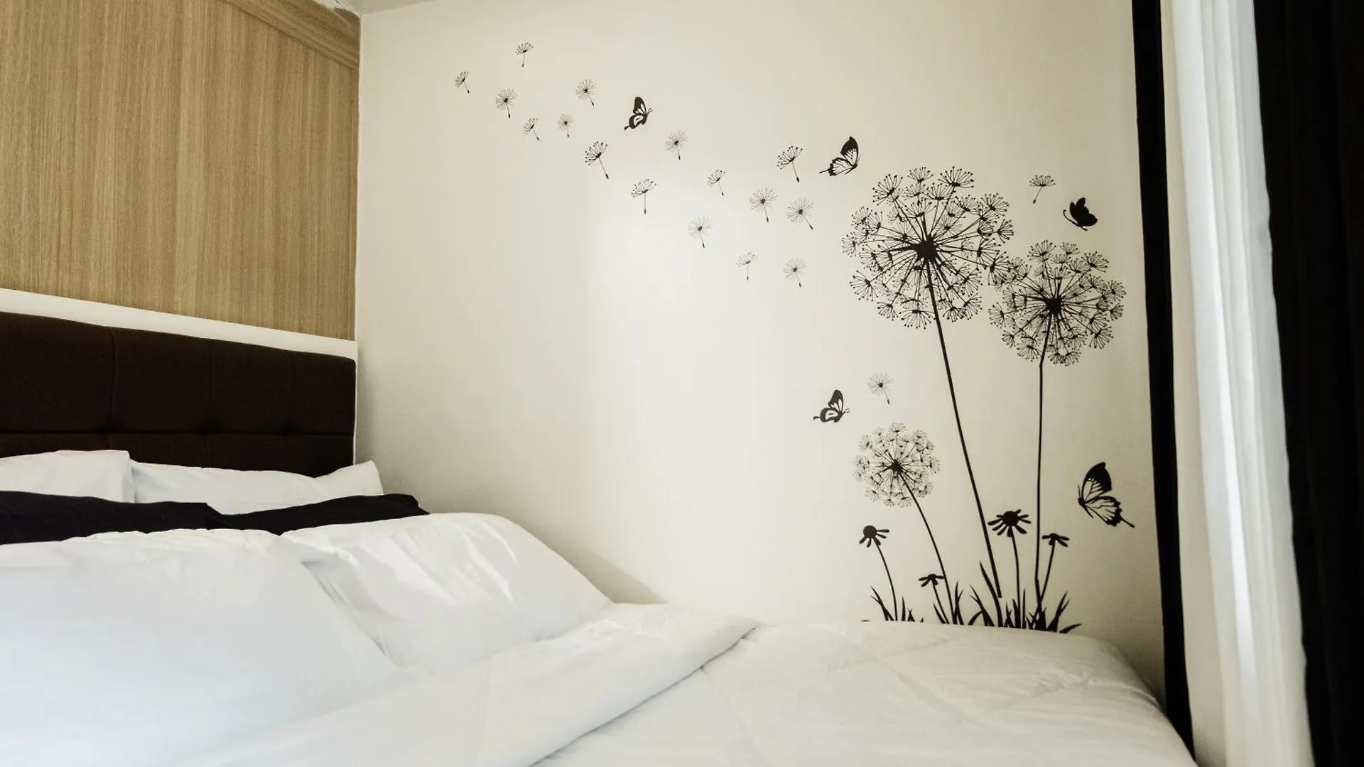 Family Suite Near Moa Manila