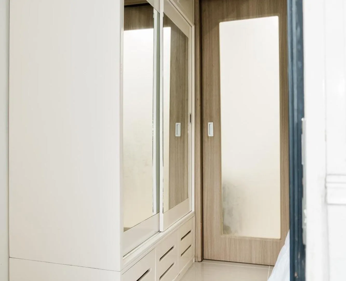 Family Suite Near Moa Manila 0*,